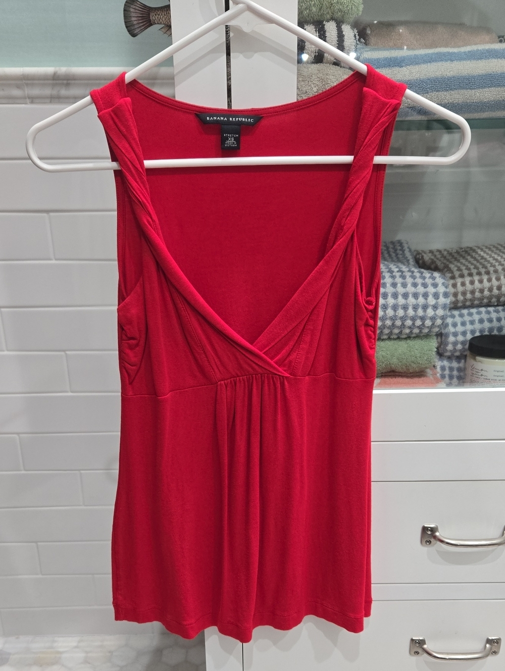 Banana Republic Twist Strap Deep V-Neck Tank Size XS